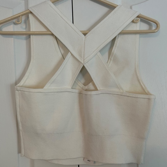 Express Crop Top - Picture 6 of 6